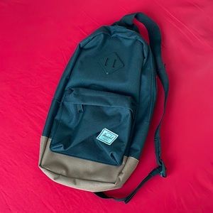 Herschel Heritage Shoulder Bag Black